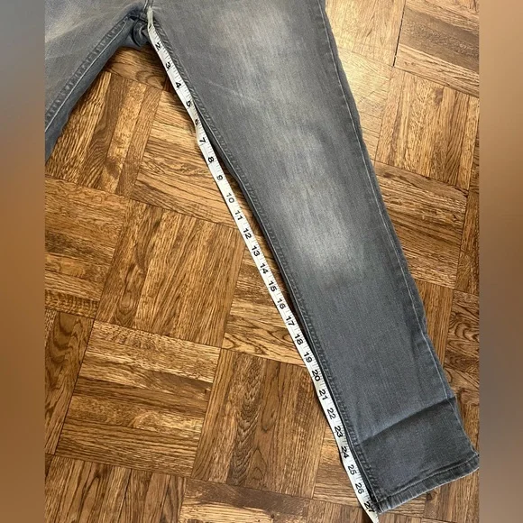 MAKE OFFER Banana Republic Factory Girlfriend Jeans Gray Denim Size 28/6 - Picture 8 of 14